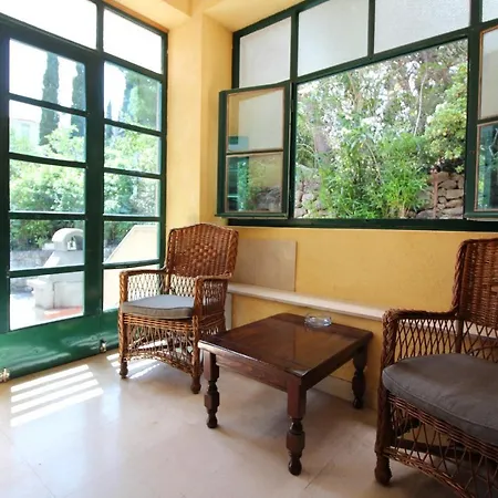 Center1 Вилла *