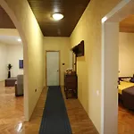 Center1 Makarska