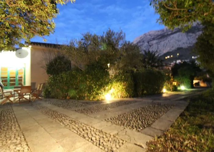 Villa Center1 Makarska